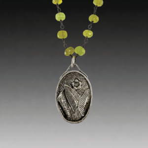 Oval With Green Chain